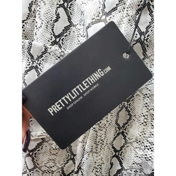 Prettylittlething Women's Grey Zip Snake Print Mid Rise Skinny Legs Trouser 8 - Picture 8 of 12